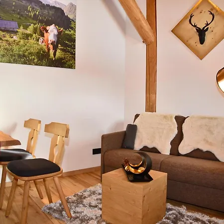 Bockspitze Deluxe Appartements Hinterweisspriach
